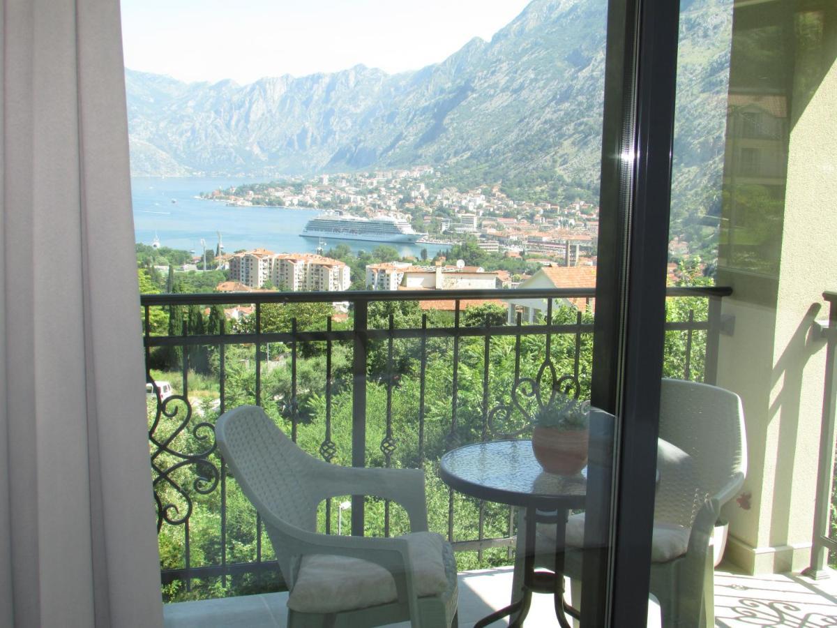 Radgost Kotor Apartments Buitenkant foto