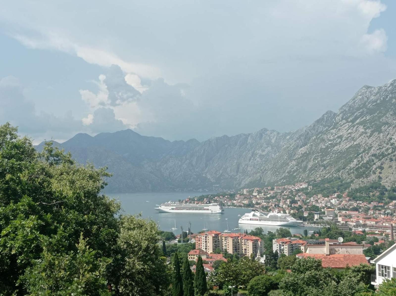 Radgost Kotor Apartments Buitenkant foto