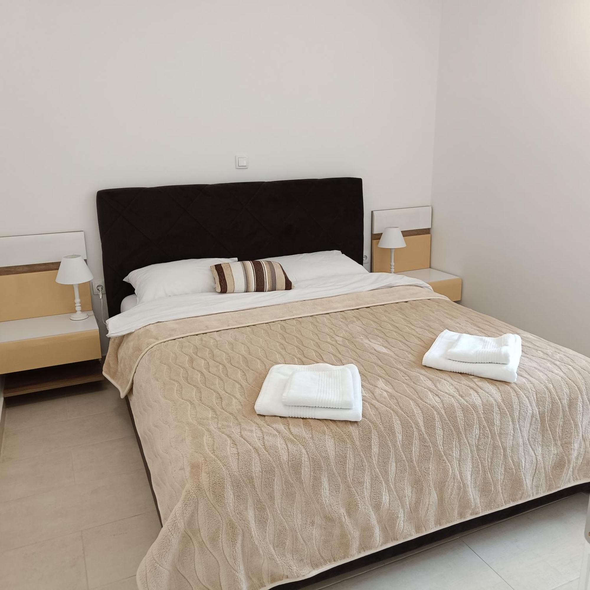Radgost Kotor Apartments Buitenkant foto