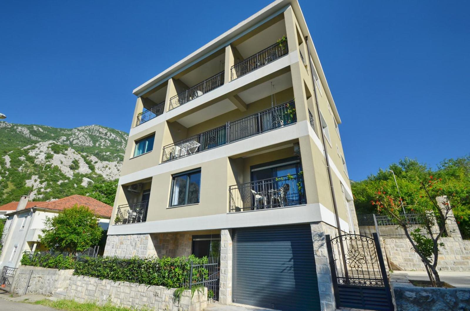 Radgost Kotor Apartments Buitenkant foto