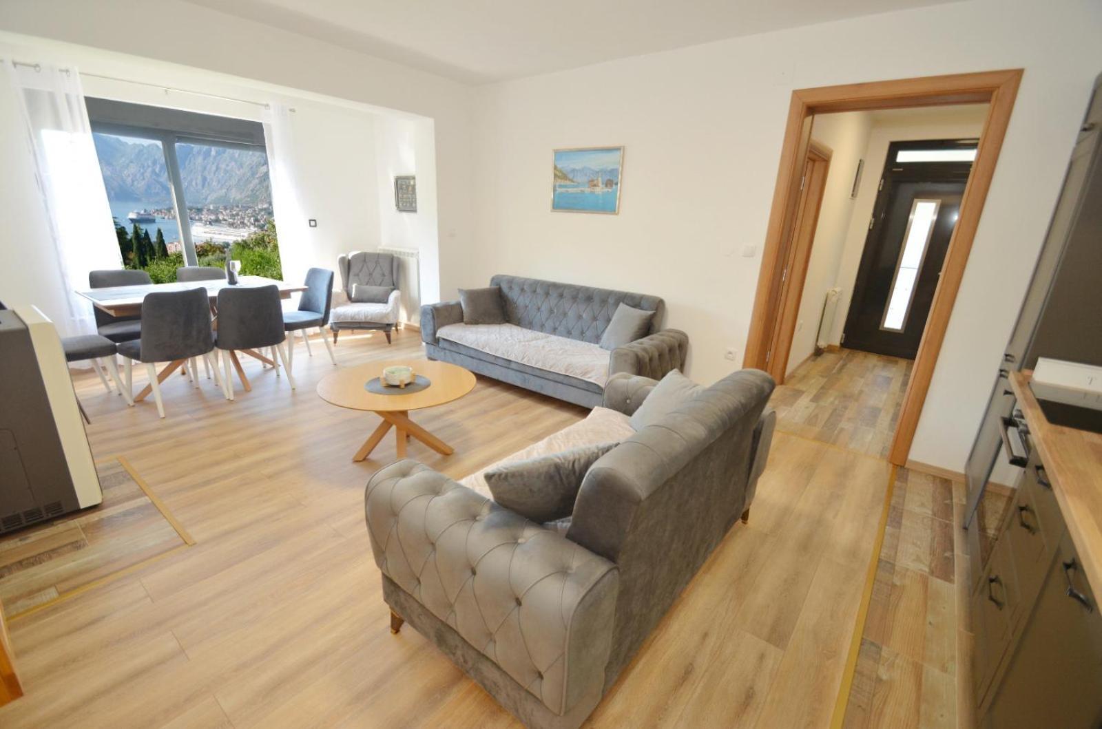 Radgost Kotor Apartments Buitenkant foto
