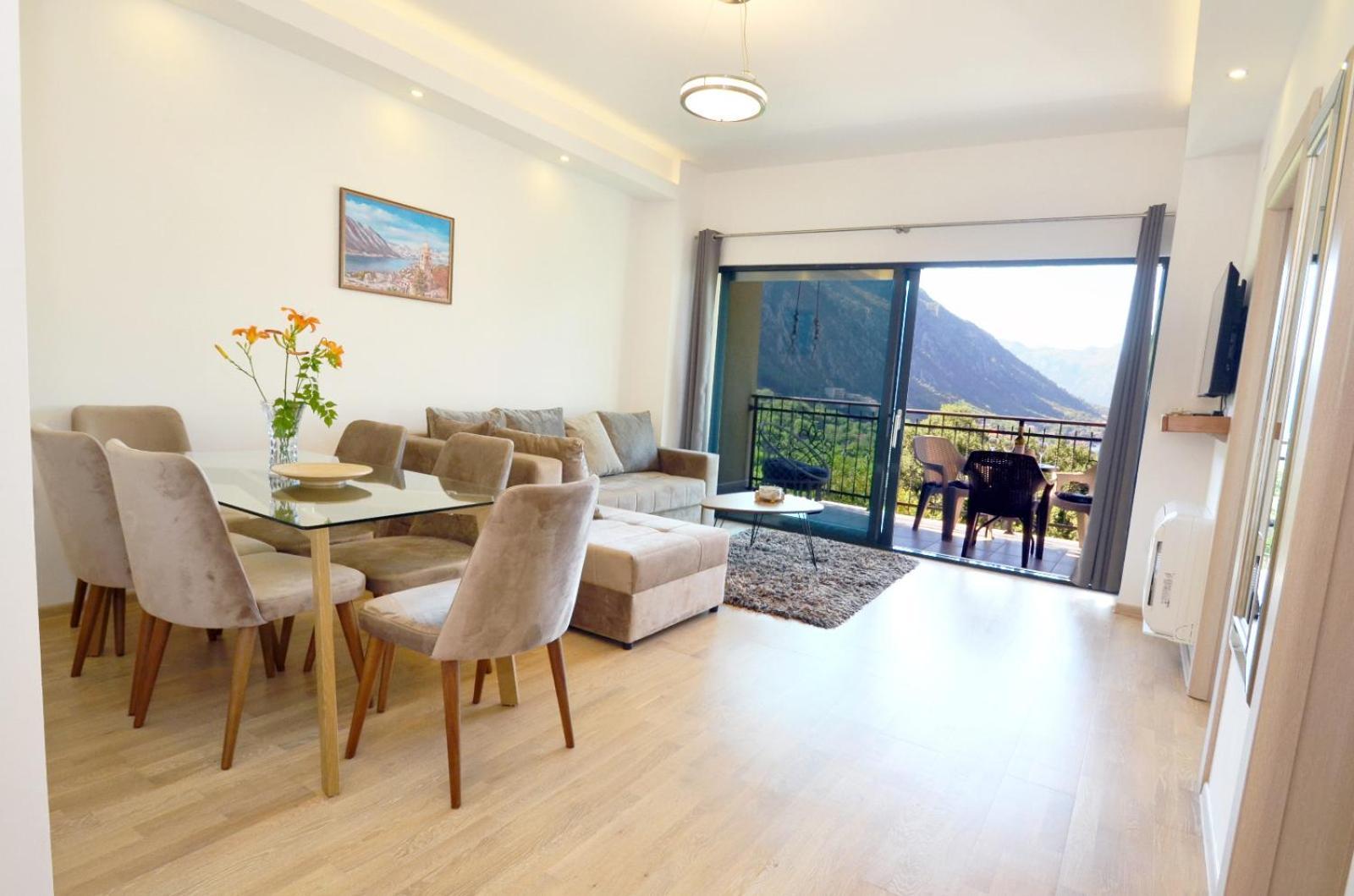 Radgost Kotor Apartments Buitenkant foto