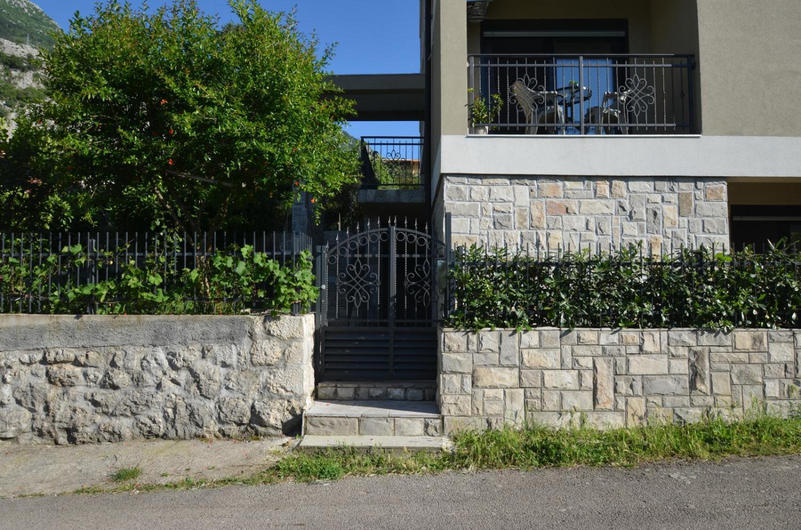 Radgost Kotor Apartments Buitenkant foto