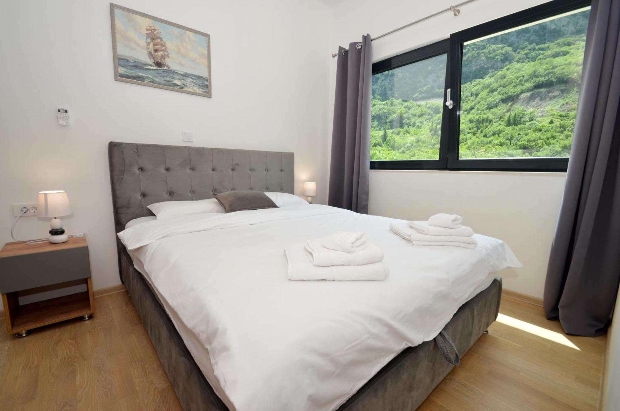 Radgost Kotor Apartments Buitenkant foto